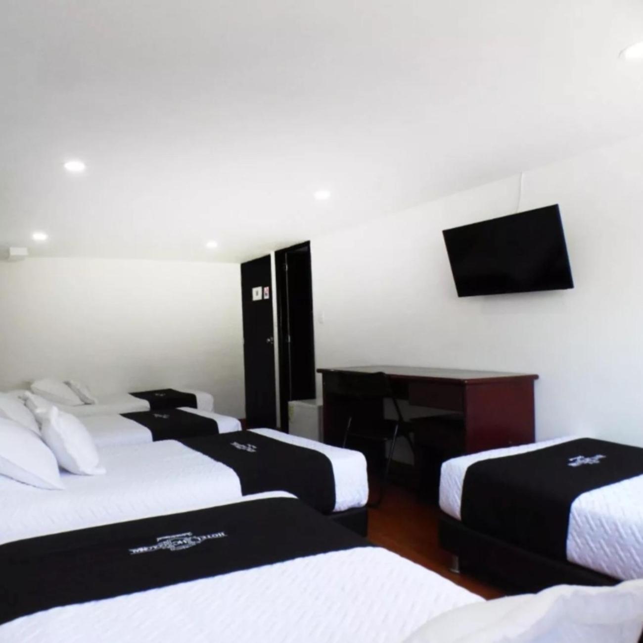 Hotel Colonial Internacional Bogota Ngoại thất bức ảnh